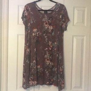 Beautiful floral A&D swing tunic!